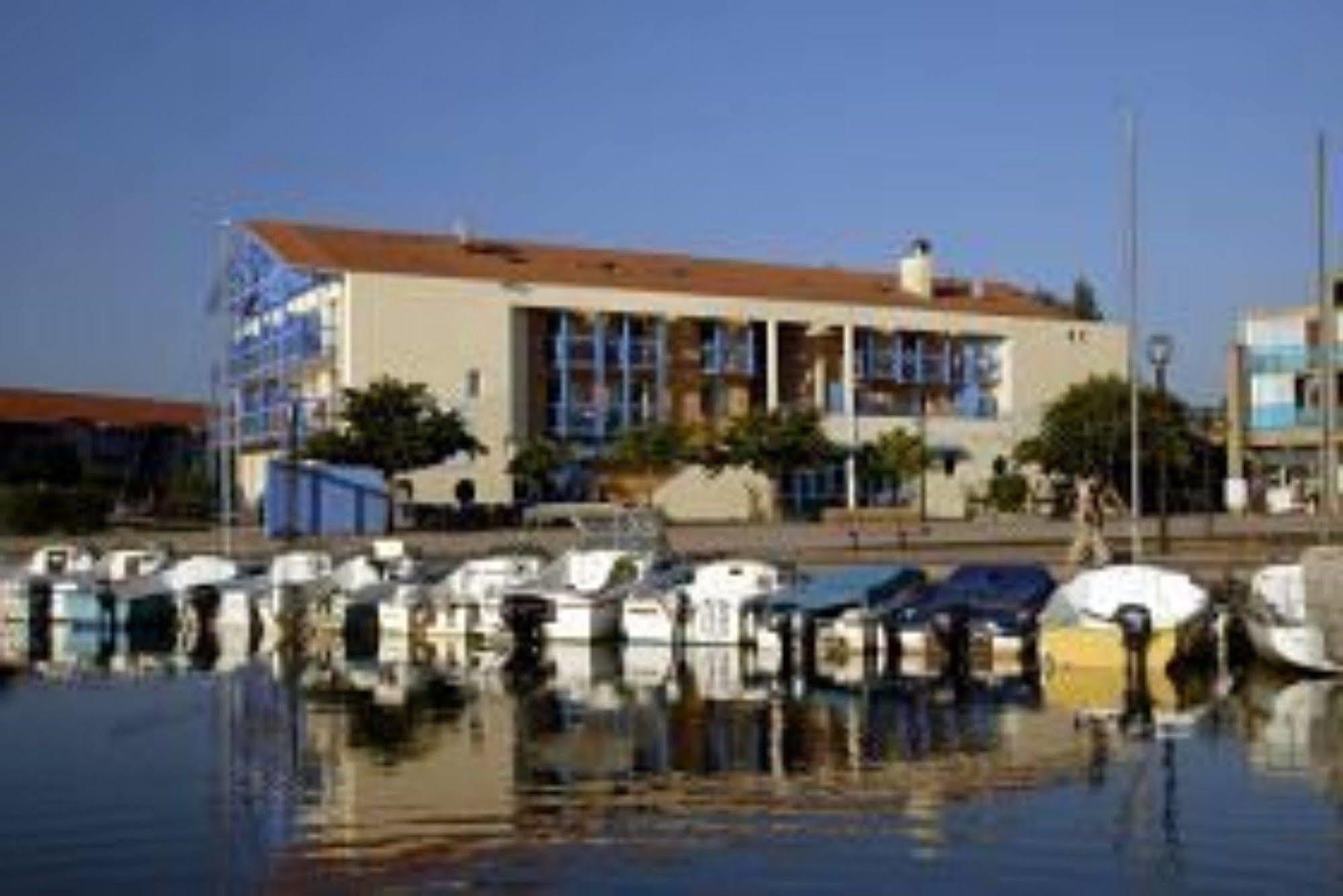 Residence Odalys Du Port 우르탱 외부 사진